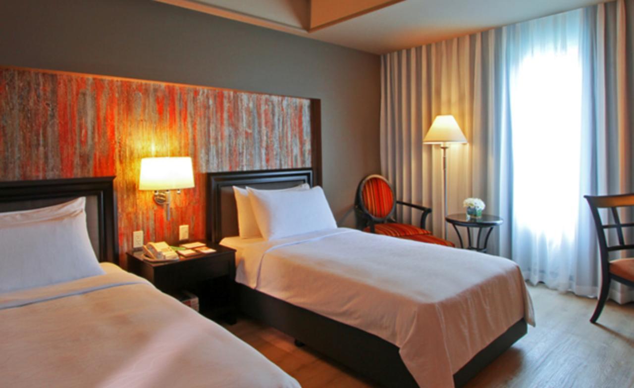The Bellevue Manila Hotel Muntinlupa City Kültér fotó
